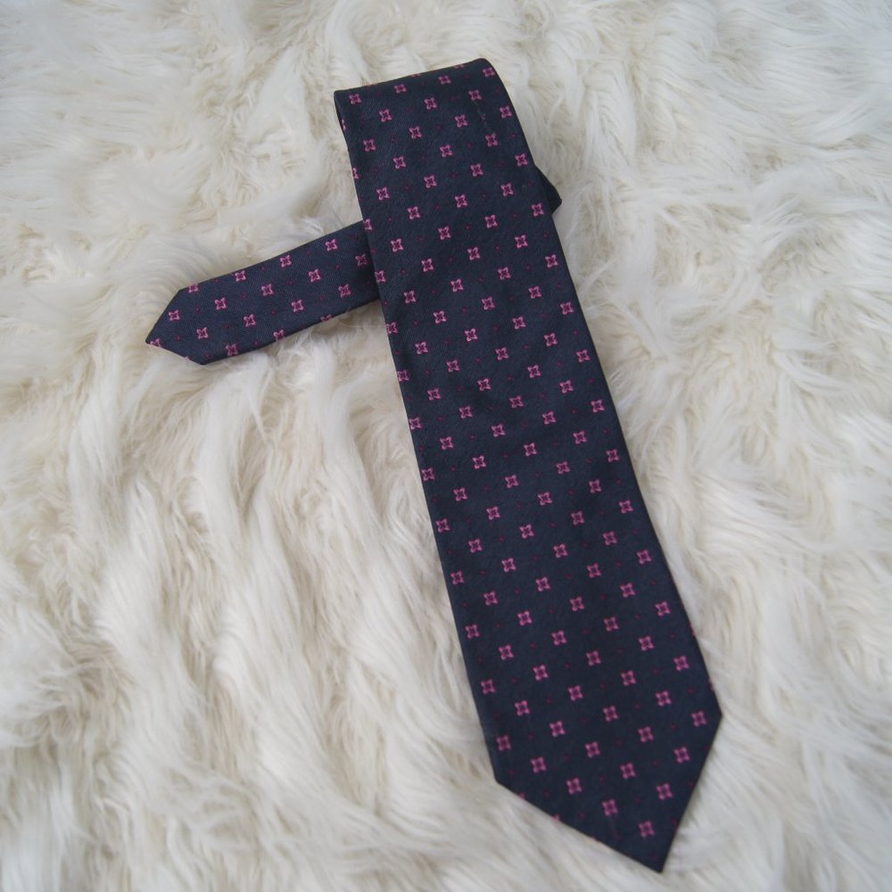 Carroll & Co Beverly Hills Necktie Hand Made - Made in Italy Neckwear All Silk